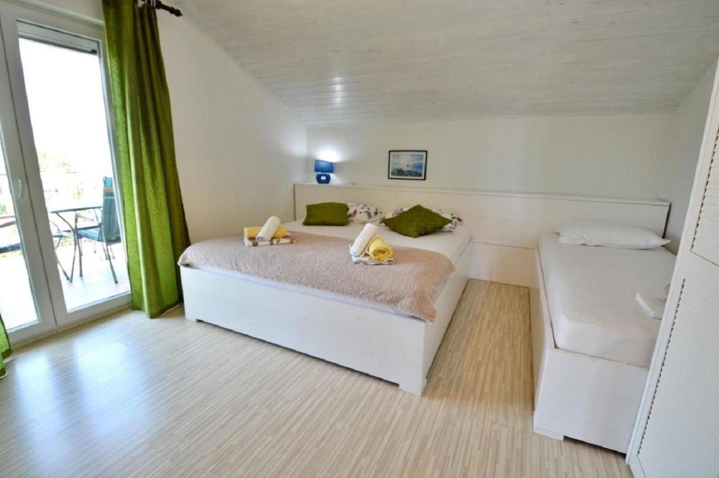 Apartment Denko Бетина Екстериор снимка